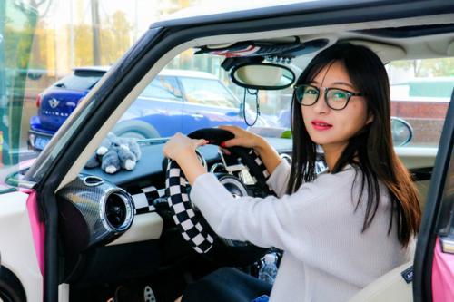 班车租赁公司教你如何在车内放松(图2) 班车租赁公司教你如何在车内放松(图2)