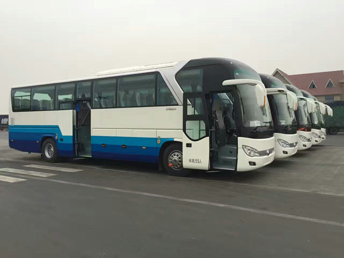 开车时需要注意到的几点(图1) 天津客车租赁